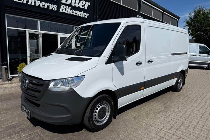 Hvid Mercedes Sprinter 315 fra 2023