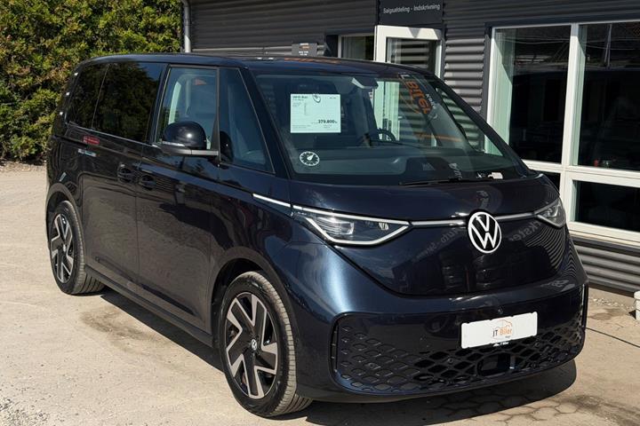 Blå VW ID.Buzz fra 2024