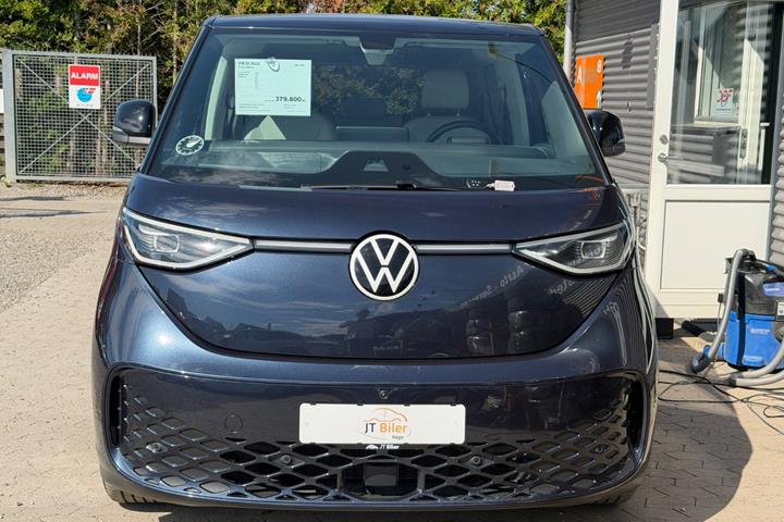 Blå VW ID.Buzz fra 2024