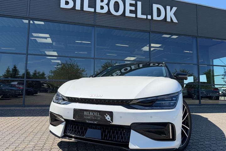 Hvid Kia EV6 fra 2024