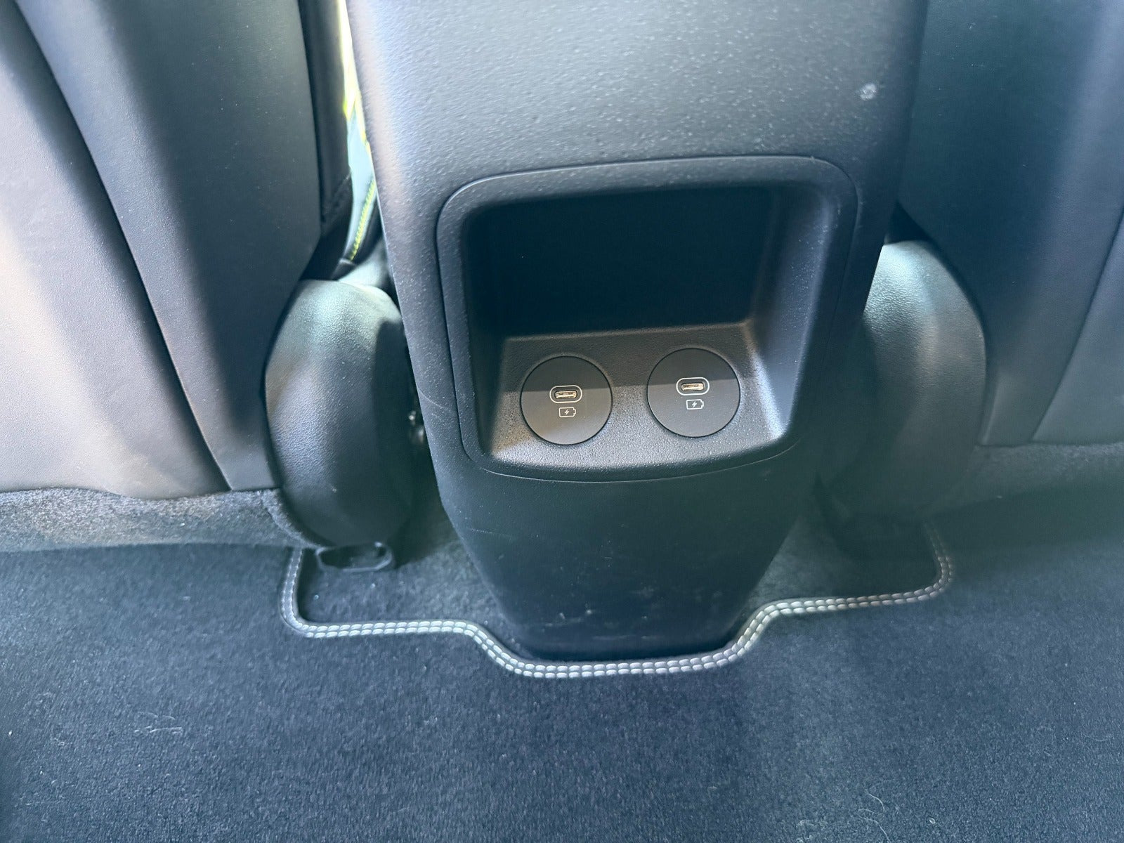 Hvid Kia EV6 fra 2024