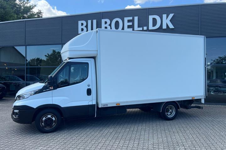 Hvid Iveco Daily fra 2019