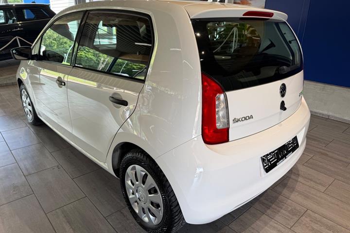 Hvid Skoda Citigo fra 2017