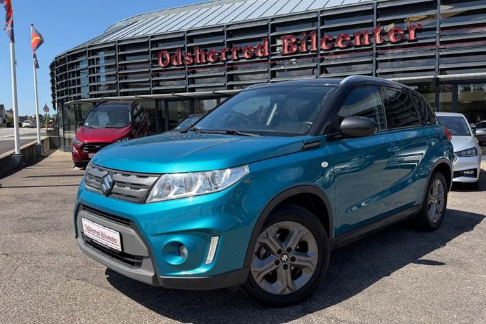 Grøn Suzuki Vitara fra 2015