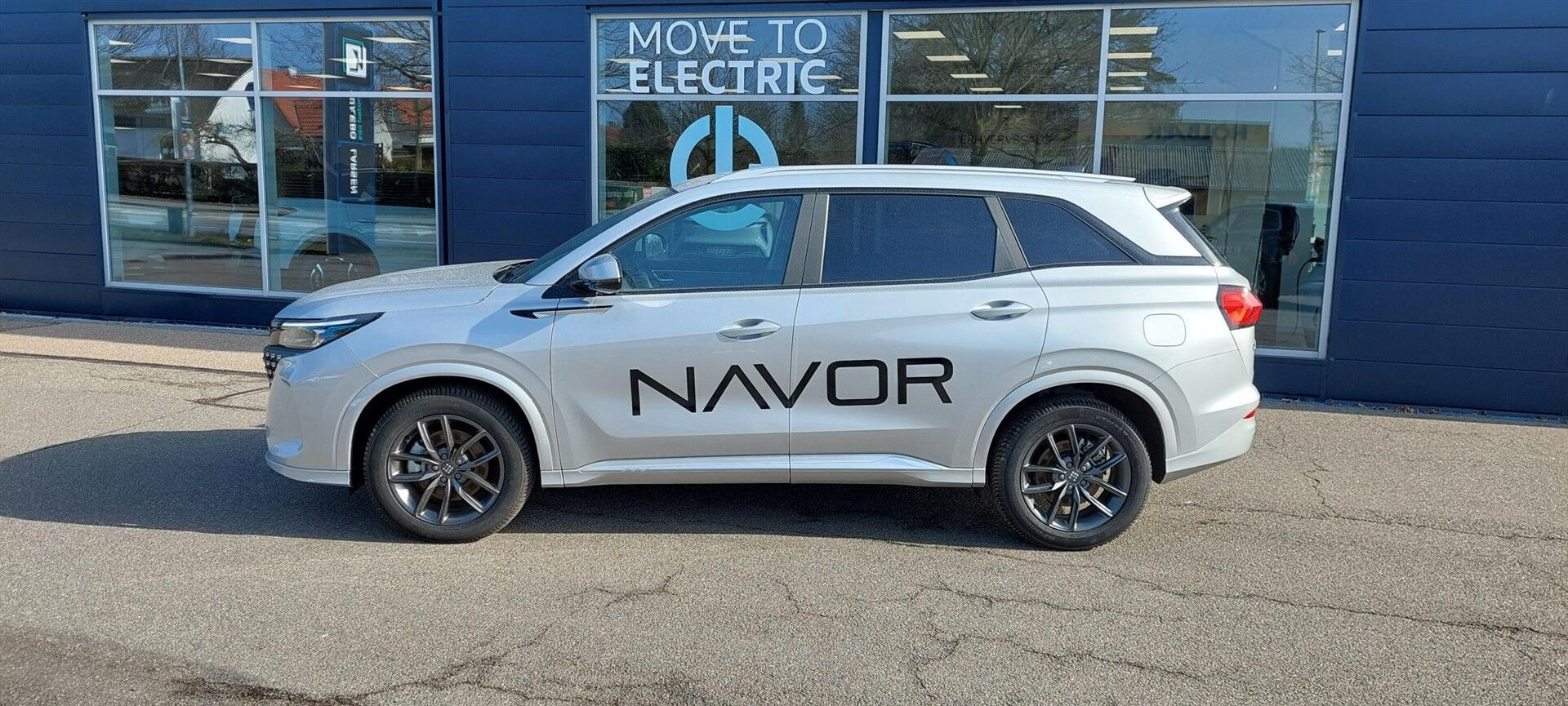 Grå Navor E5 fra 2025
