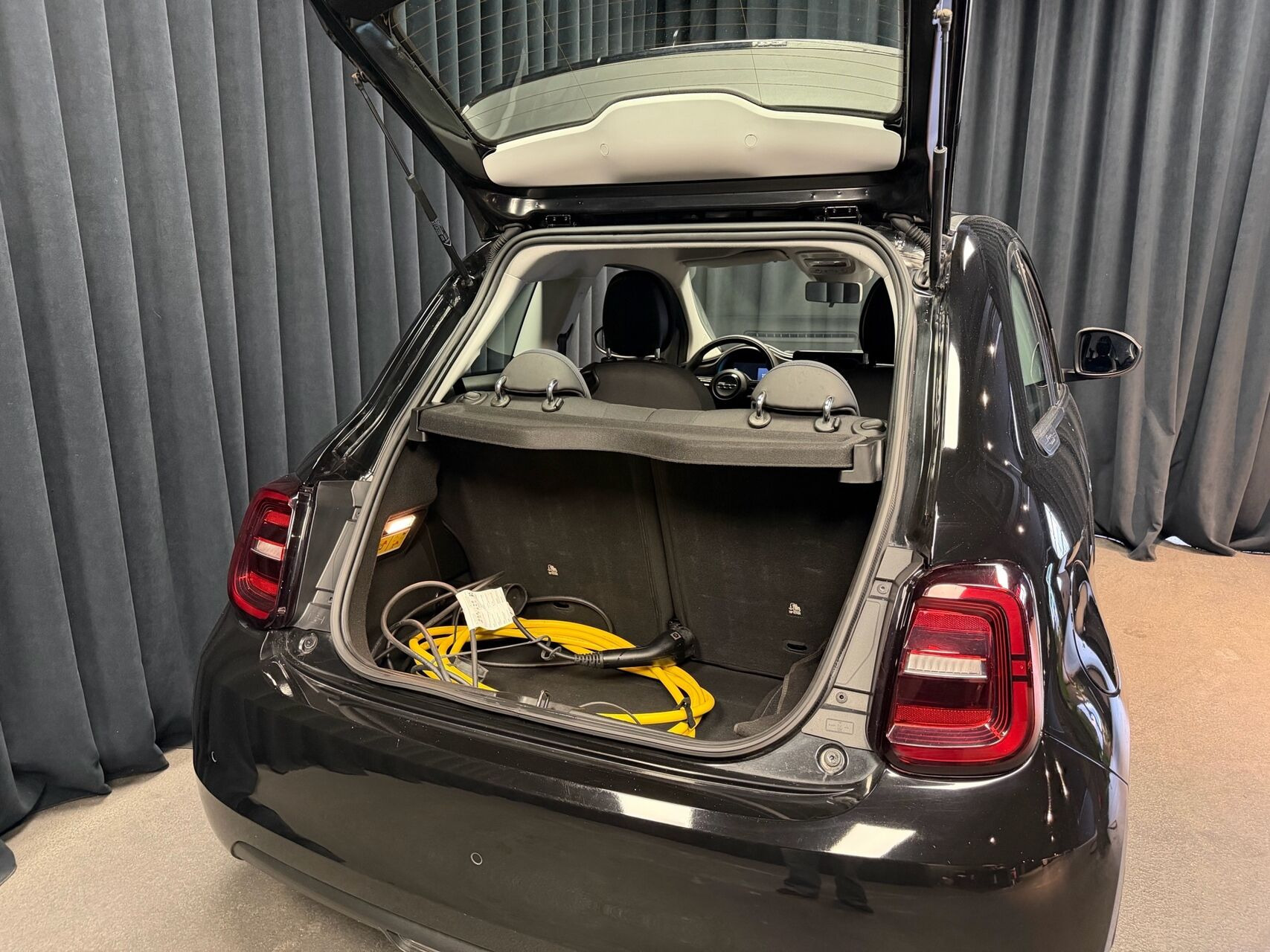 Sort Fiat 500e fra 2023