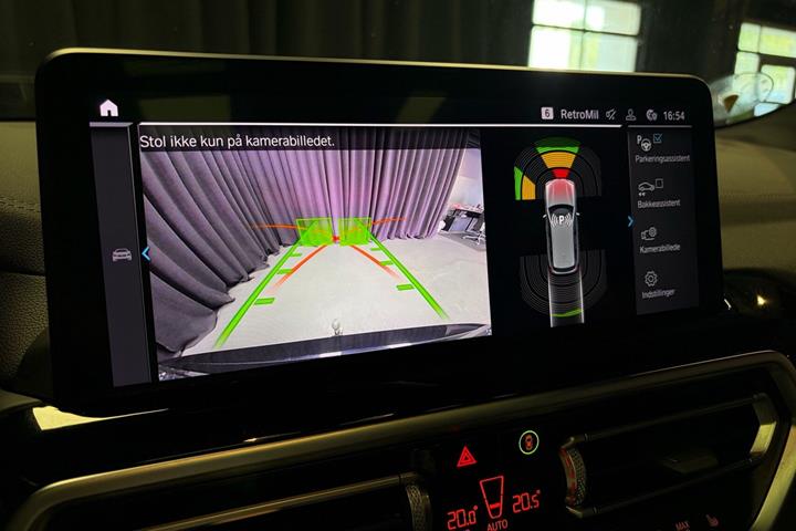 Sort BMW iX3 fra 2023