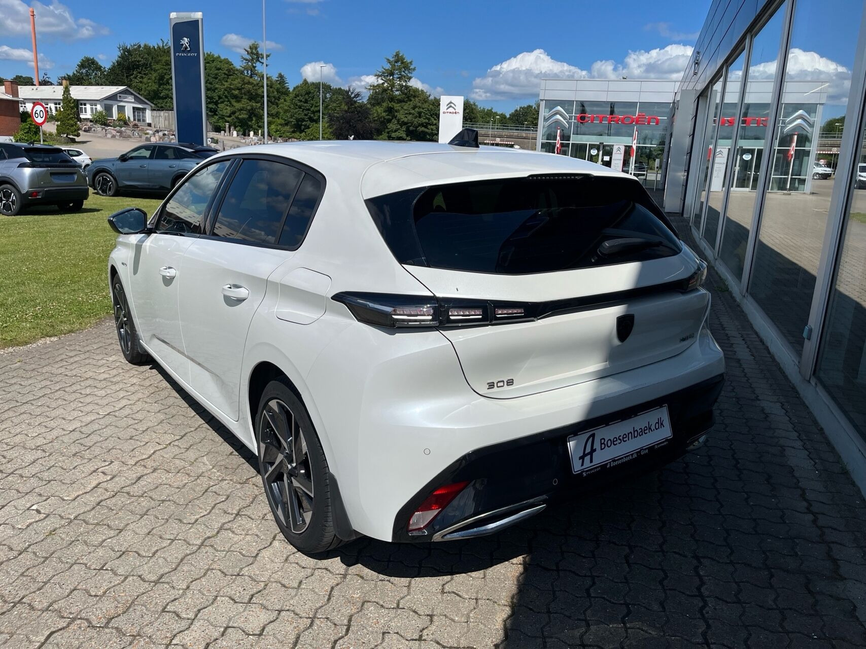 Hvid Peugeot 308 fra 2022