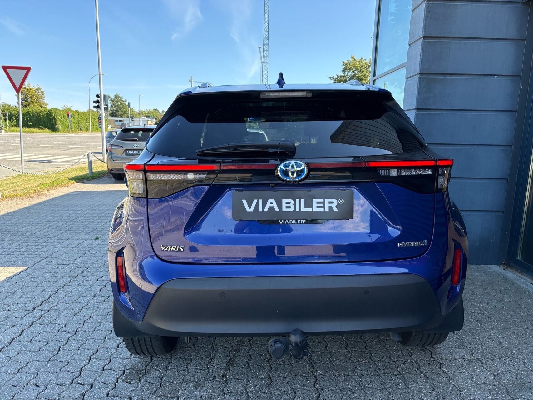 Blå Toyota Yaris Cross fra 2022