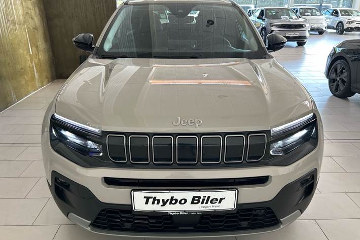 Grå Jeep Avenger fra 2025