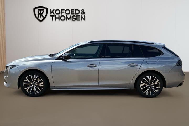 Sølv Peugeot 508 fra 2024