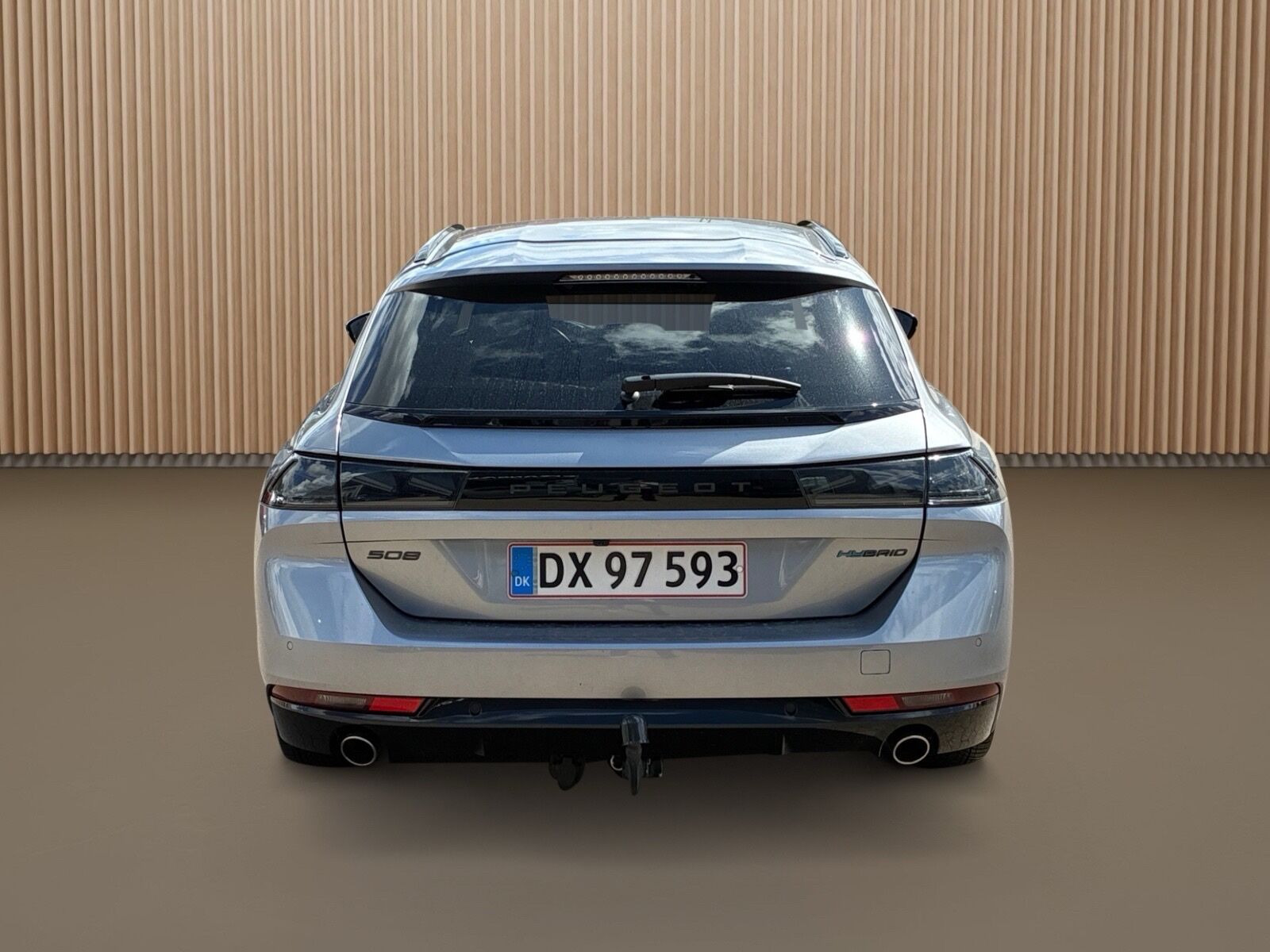 Sølv Peugeot 508 fra 2024