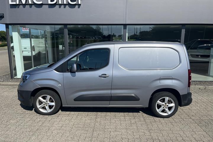 Grå Opel Combo fra 2019