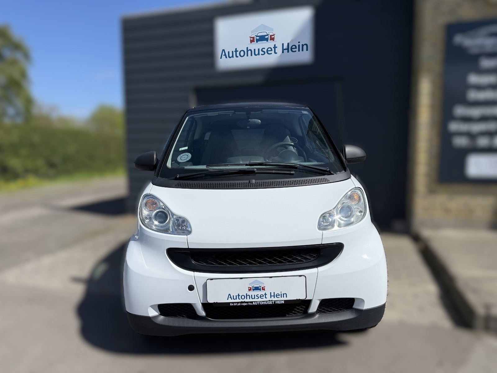 Hvid Smart ForTwo Coupé fra 2008 set udefra