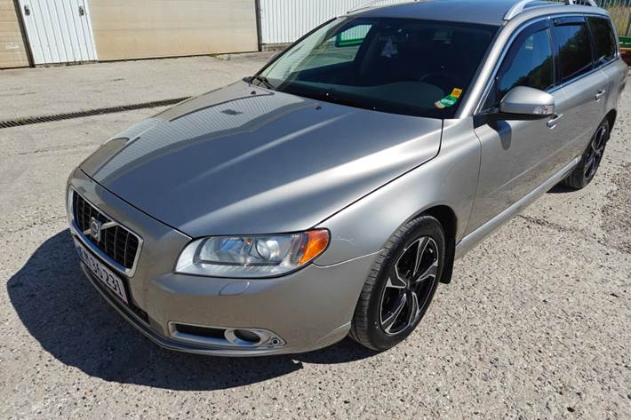 undefined Volvo V70 fra 2009