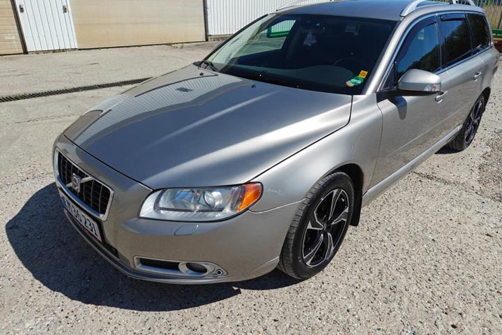 undefined Volvo V70 fra 2009