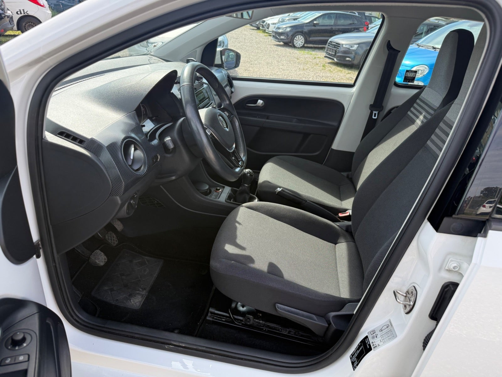 Hvid VW UP! fra 2017