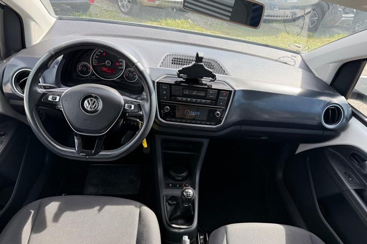 Hvid VW UP! fra 2017