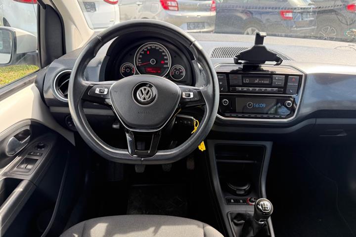 Hvid VW UP! fra 2017