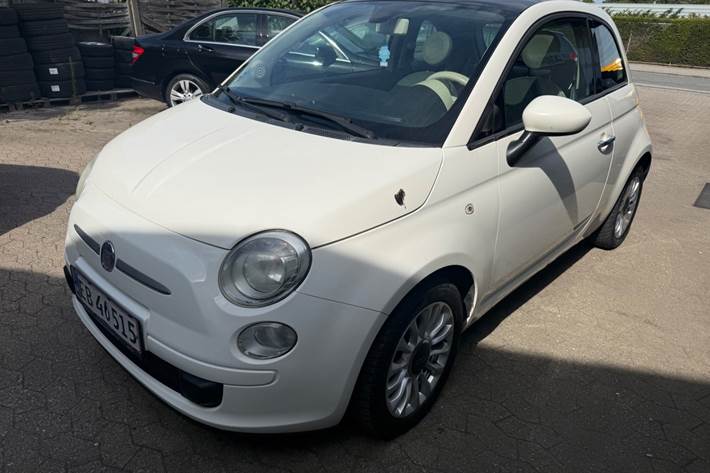 Hvid Fiat 500 fra 2011