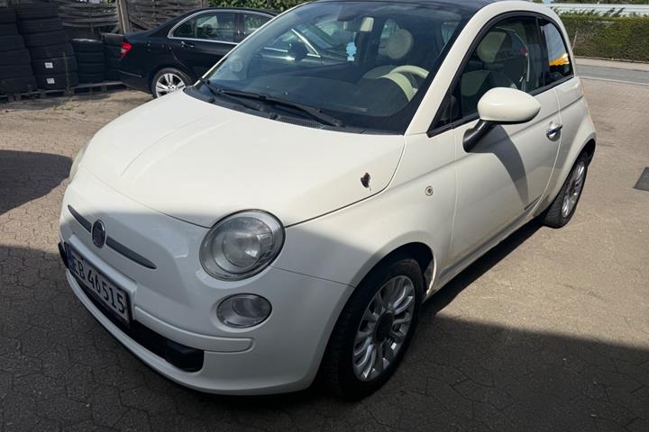 Hvid Fiat 500 fra 2011