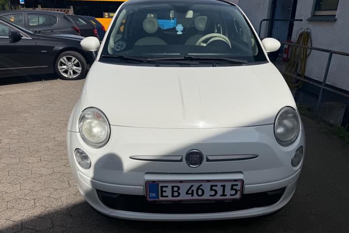 Hvid Fiat 500 fra 2011
