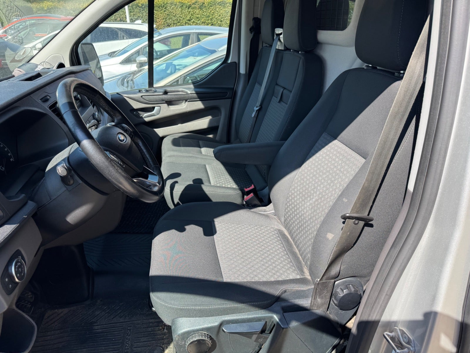 Sort Ford Transit Custom 280 L1 fra 2019