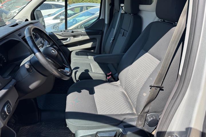 Sort Ford Transit Custom 280 L1 fra 2019