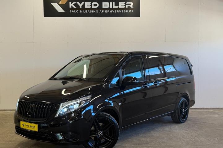 Sort Mercedes Vito 119 fra 2019
