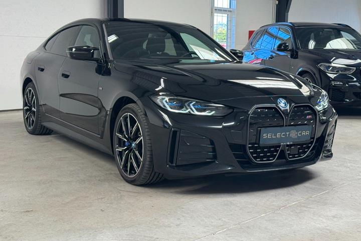 Sort BMW i4 fra 2023