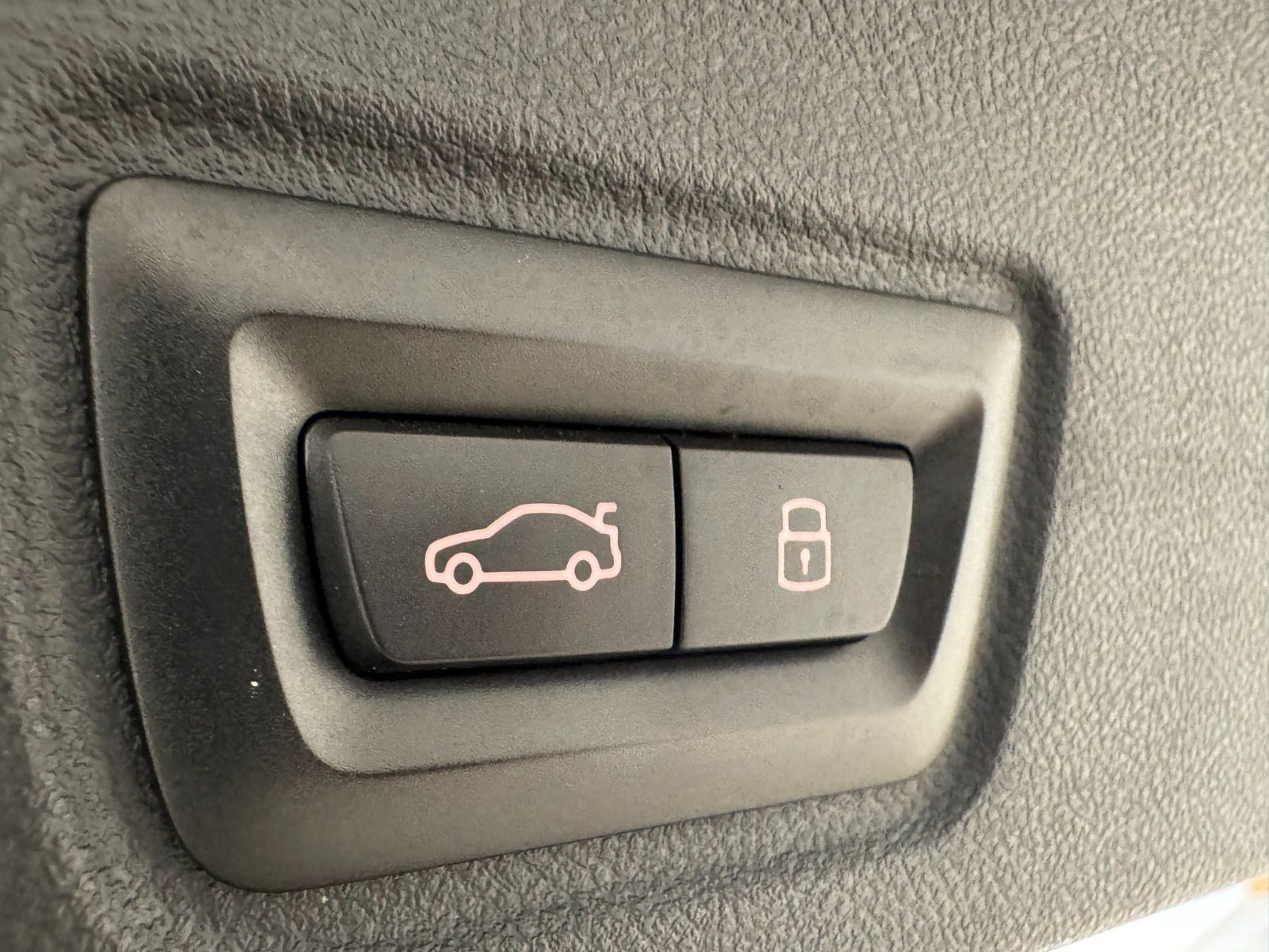 Sort BMW i4 fra 2023