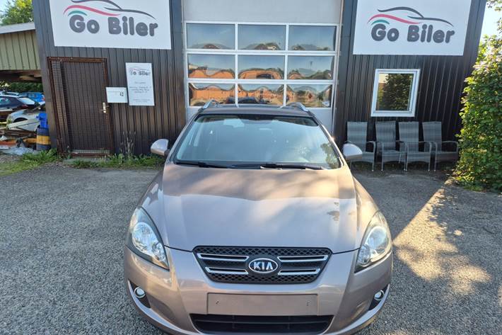 Grøn Kia Ceed fra 2008