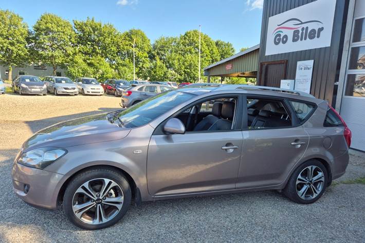 Grøn Kia Ceed fra 2008