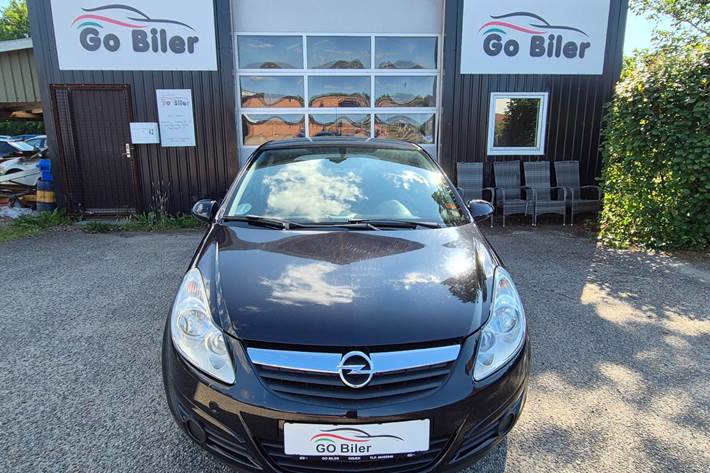 Grøn Opel Corsa fra 2007