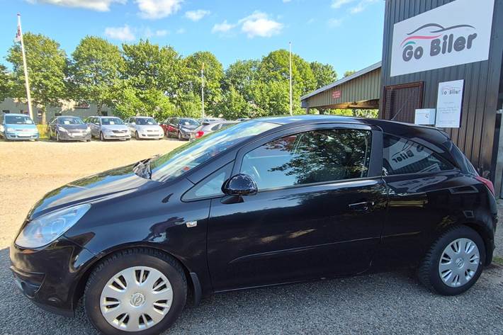 Grøn Opel Corsa fra 2007