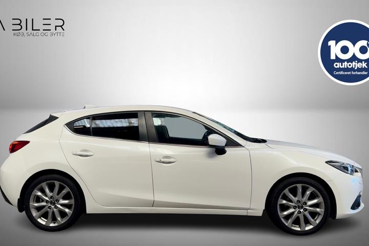 undefined Mazda 3 fra 2015