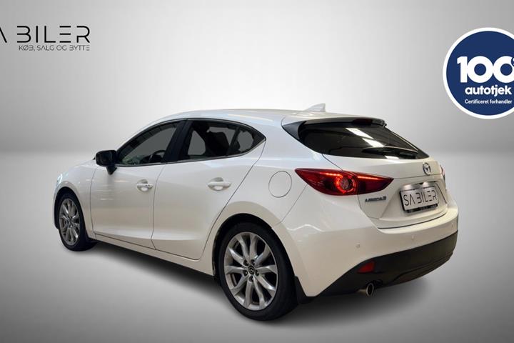 undefined Mazda 3 fra 2015