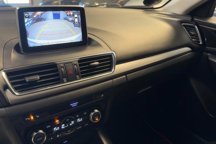 undefined Mazda 3 fra 2015