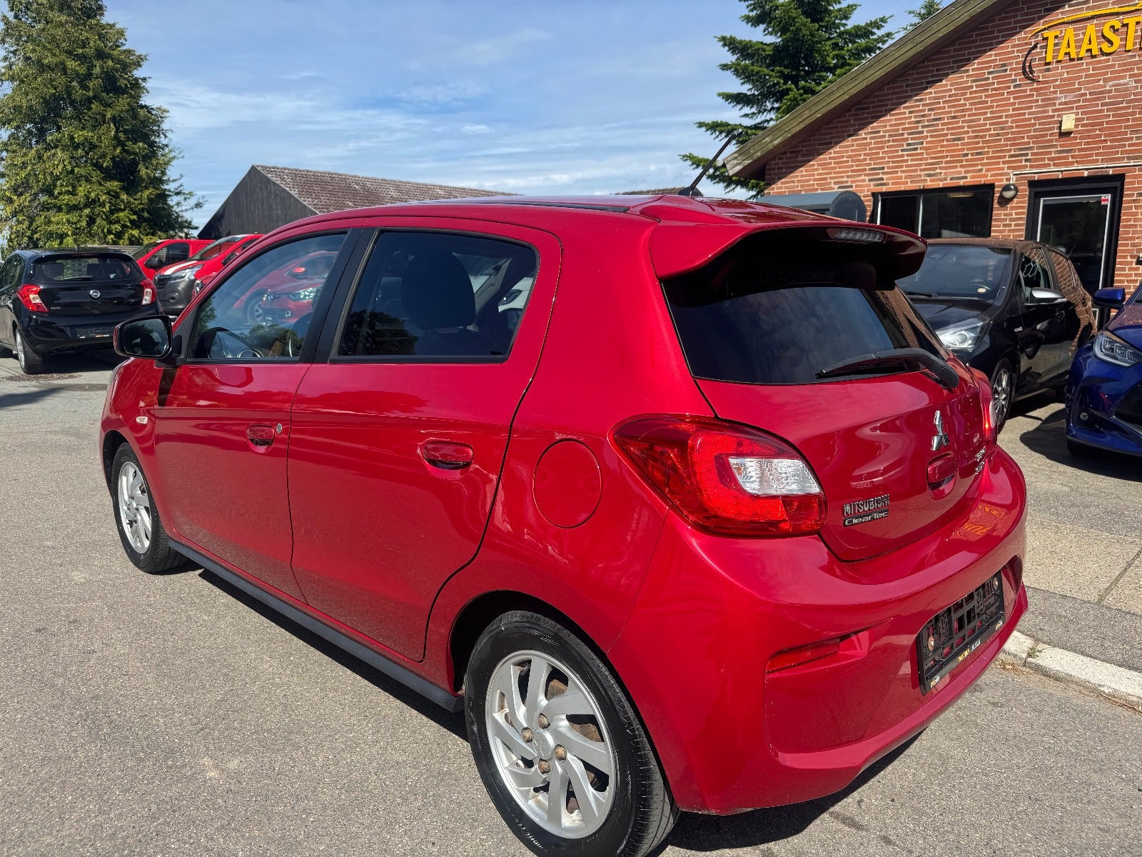 undefined Mitsubishi Space Star fra 2016
