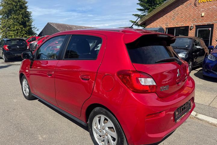 undefined Mitsubishi Space Star fra 2016