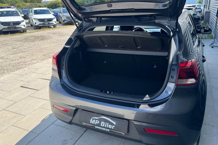 Sort Kia Rio fra 2017