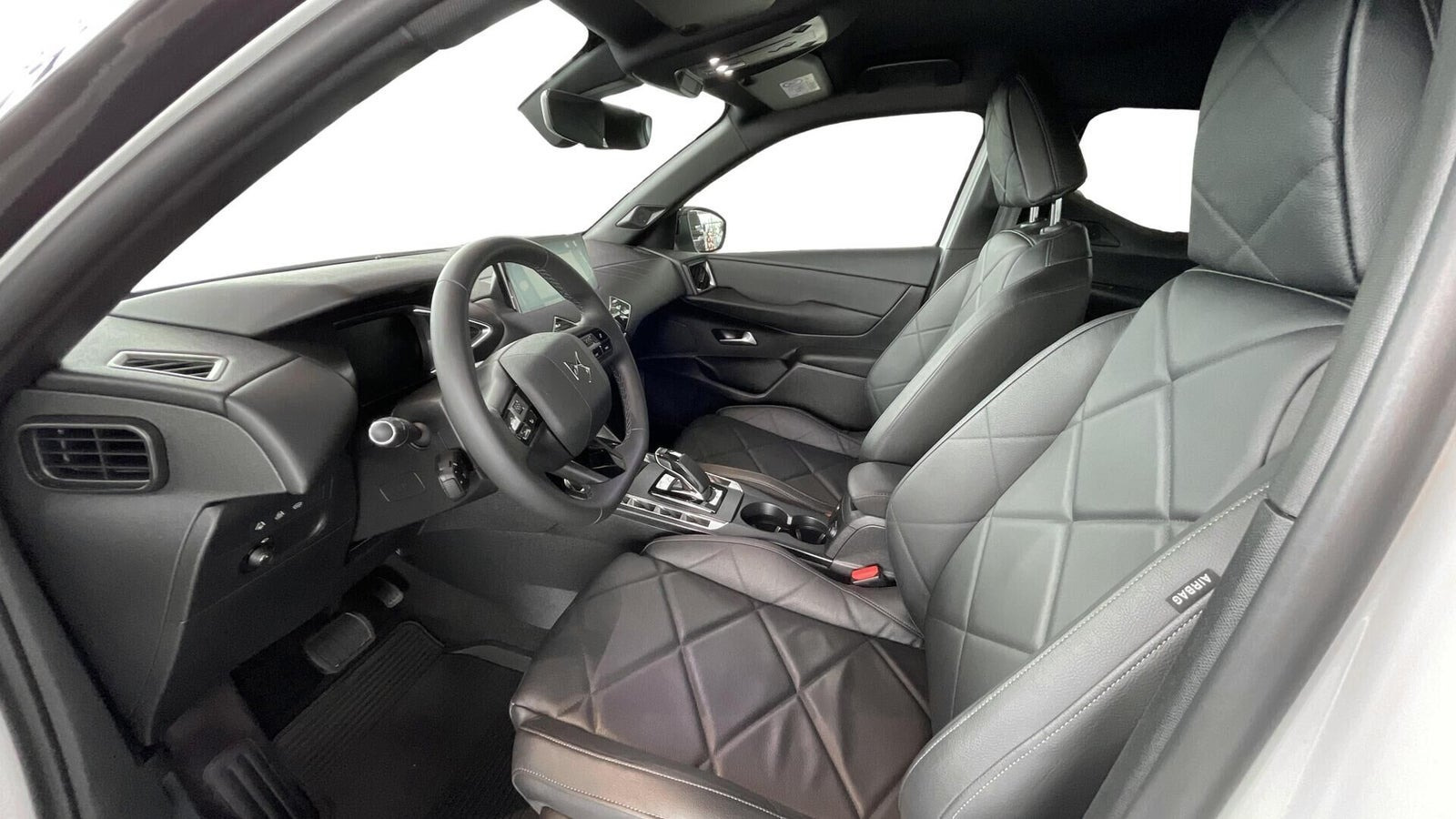 Hvid DS DS 3 CrossBack fra 2022