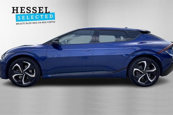 Blå Kia EV6 fra 2023