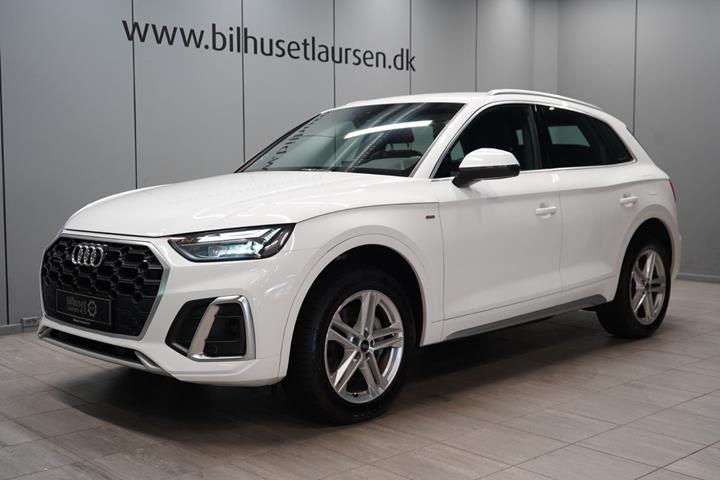 Hvid Audi Q5 fra 2023 set udefra
