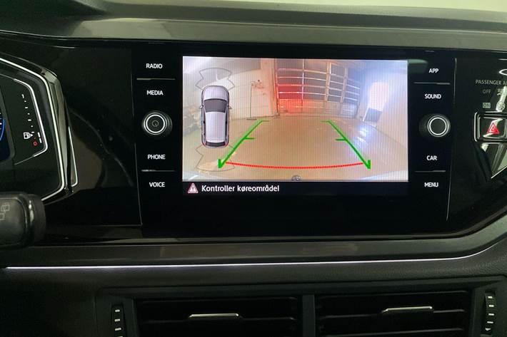 Sølv VW Polo fra 2020