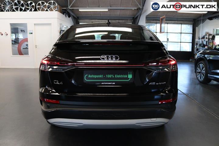 Sort Audi Q4 e-tron fra 2025