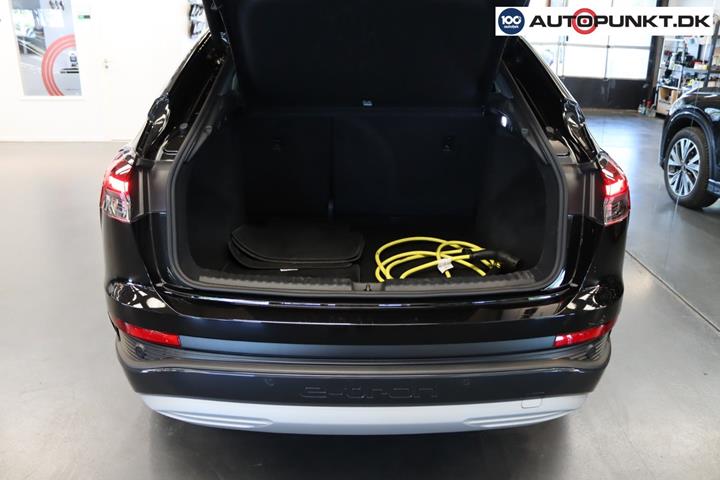 Sort Audi Q4 e-tron fra 2025