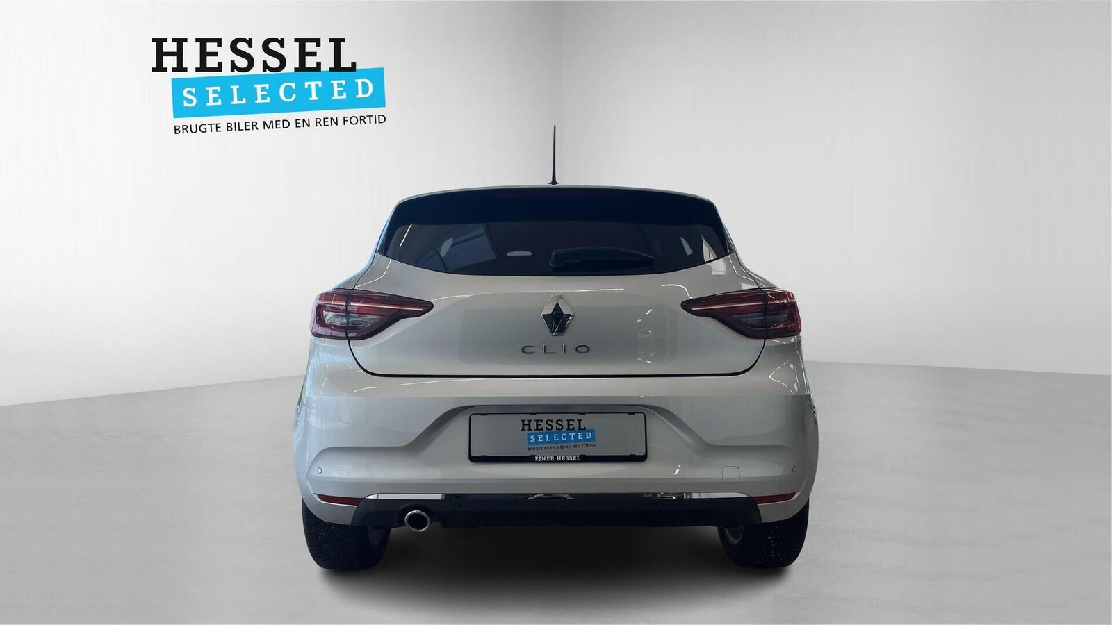 Sølv Renault Clio V fra 2022
