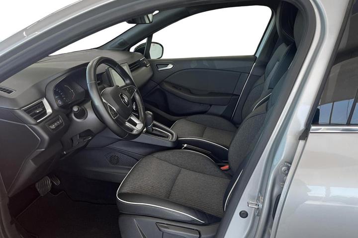 Sølv Renault Clio V fra 2022