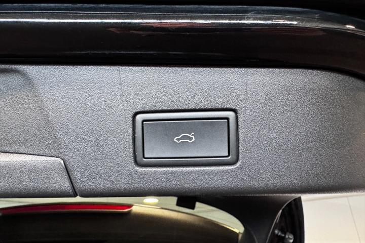 Sort VW ID.4 fra 2023